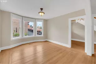 674 11th St, Astoria, OR 97103 - Photo 9