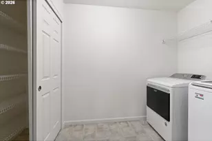 807 NW Brookhill St, Hillsboro, OR 97124 - Photo 39