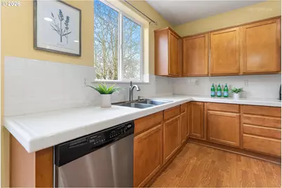 807 NW Brookhill St, Hillsboro, OR 97124 - Photo 13