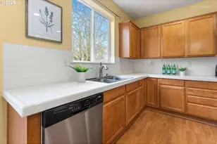 807 NW Brookhill St, Hillsboro, OR 97124 - Photo 13