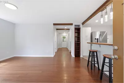 9125 N Geneva Ave, Portland, OR 97203 - Photo 5