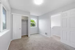 9125 N Geneva Ave, Portland, OR 97203 - Photo 25
