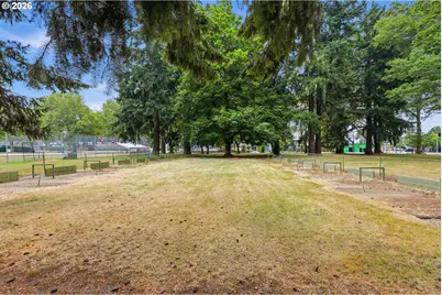 9125 N Geneva Ave, Portland, OR 97203 - Photo 39
