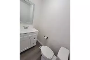 945 18th St, Salem, OR 97301 - Photo 17