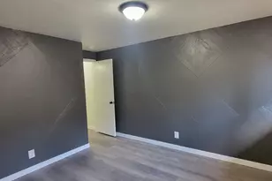 945 18th St, Salem, OR 97301 - Photo 11