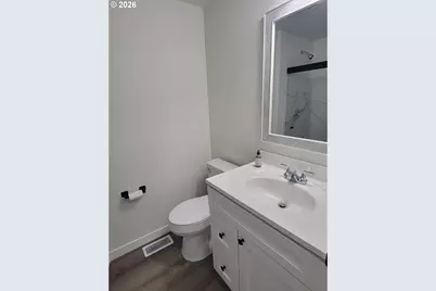 945 18th St, Salem, OR 97301 - Photo 13