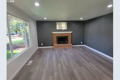 945 18th St, Salem, OR 97301 - Photo 5