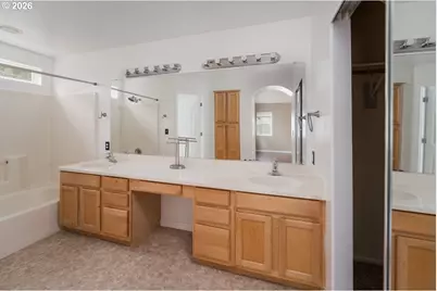 1871 Heitzman Way, Eugene, OR 97402 - Photo 25