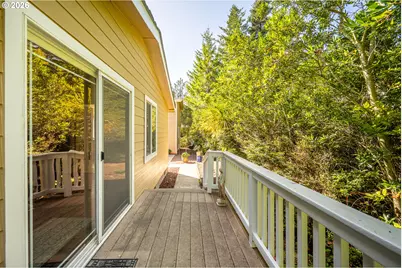 882 Western Way, Florence, OR 97439 - Photo 31