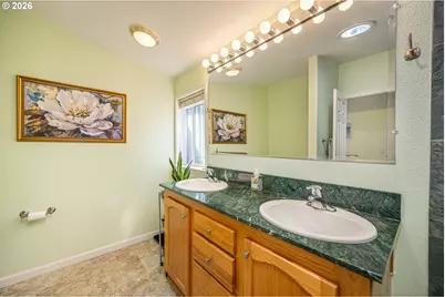 882 Western Way, Florence, OR 97439 - Photo 29