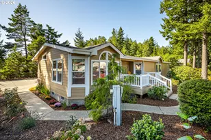882 Western Way, Florence, OR 97439 - Photo 39