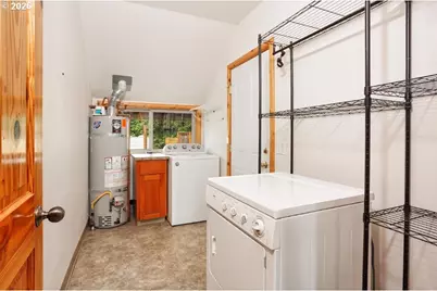 901 N Main Ave, Ridgefield, WA 98642 - Photo 23