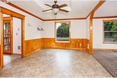 901 N Main Ave, Ridgefield, WA 98642 - Photo 11