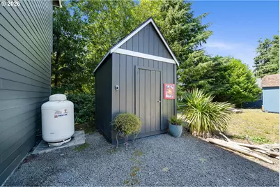 125 S Keel St, Rockaway Beach, OR 97136 - Photo 17