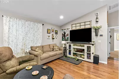 38160 Franklin Butte Rd, Scio, OR 97374 - Photo 7