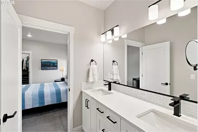 60896 SE Epic Pl SE, Bend, OR 97702 - Photo 15