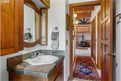 2300 Elder Rd, Hood River, OR 97031 - Photo 27