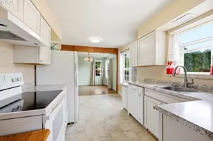 18121 SE Langensand Rd, Sandy, OR 97055 - Photo 3