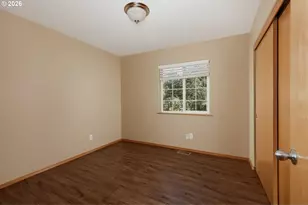 5814 Iowa Dr, Hood River, OR 97031 - Photo 11