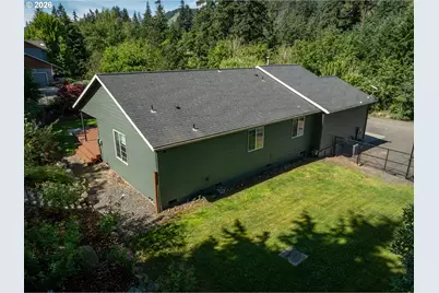 5814 Iowa Dr, Hood River, OR 97031 - Photo 17