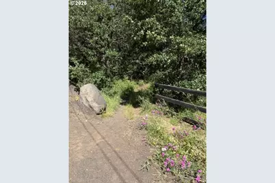5814 Iowa Dr, Hood River, OR 97031 - Photo 27