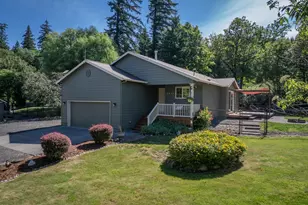 5814 Iowa Dr, Hood River, OR 97031 - Photo 1