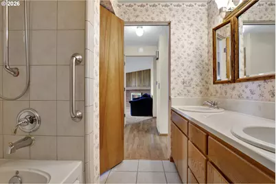 2225 W 28th Ave, Eugene, OR 97405 - Photo 19