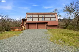 401 N 6th Ave, Rockaway Beach, OR 97136 - Photo 3
