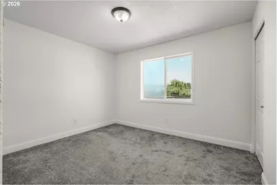 255 N 18th St #C1, Saint Helens, OR 97051 - Photo 17