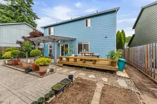 17948 SW Robert Ln, Beaverton, OR 97078 - Photo 31