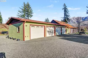 32365 N Fork Rd, Lyons, OR 97358 - Photo 39