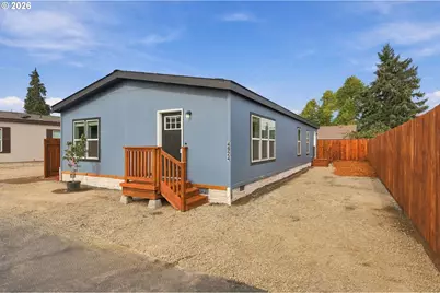 4924 E St, Springfield, OR 97478 - Photo 3
