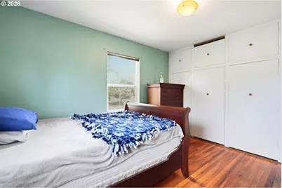 9128 SE Market St, Portland, OR 97216 - Photo 23