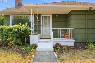 9128 SE Market St, Portland, OR 97216 - Photo 3