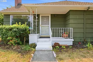 9128 SE Market St, Portland, OR 97216 - Photo 3