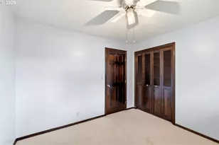 330 NE 17th Ave, Hillsboro, OR 97124 - Photo 29