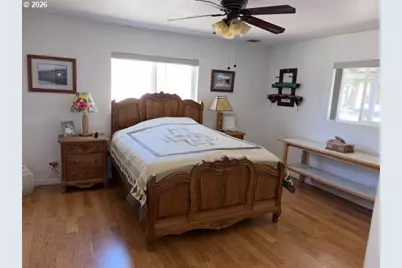 122 Grassy Ln, Roseburg, OR 97470 - Photo 17