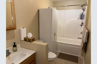 122 Grassy Ln, Roseburg, OR 97470 - Photo 23