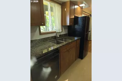 13205 SW Ash Dr, Tigard, OR 97223 - Photo 5