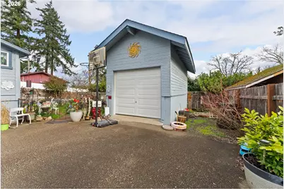419 W Agee St, Roseburg, OR 97471 - Photo 19
