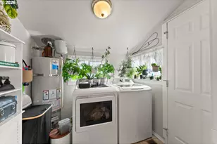 419 W Agee St, Roseburg, OR 97471 - Photo 17