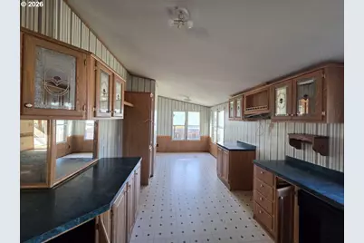 111 Kiss Ct, Roseburg, OR 97471 - Photo 17