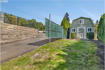 7202 SE King Rd, Milwaukie, OR 97222 - Photo 9