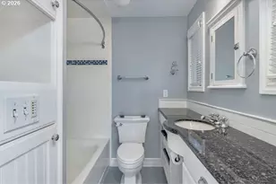 7202 SE King Rd, Milwaukie, OR 97222 - Photo 27