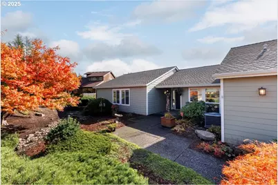 8930 NW Sherry Ct, Portland, OR 97229 - Photo 3