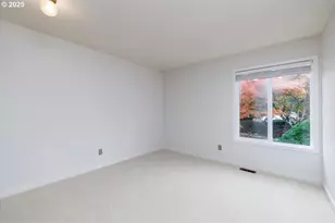 8930 NW Sherry Ct, Portland, OR 97229 - Photo 23