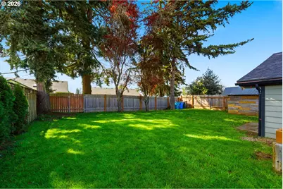 2418 NW 4th Ave, Battle Ground, WA 98604 - Photo 31