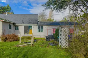 62875 School Rd, Coos Bay, OR 97420 - Photo 5