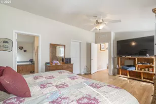 290 SW Newton Dr, Waldport, OR 97394 - Photo 23