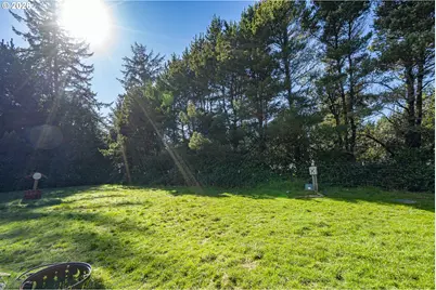 290 SW Newton Dr, Waldport, OR 97394 - Photo 33